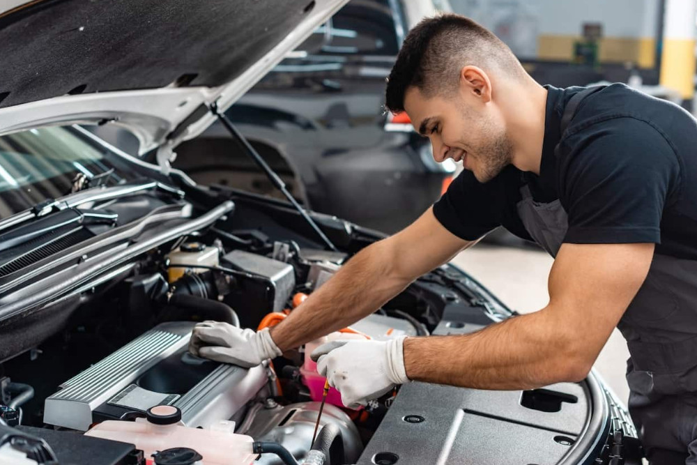 The Seasonal Car Maintenance Checklist: Keeping Your Car in Top Shape All Year